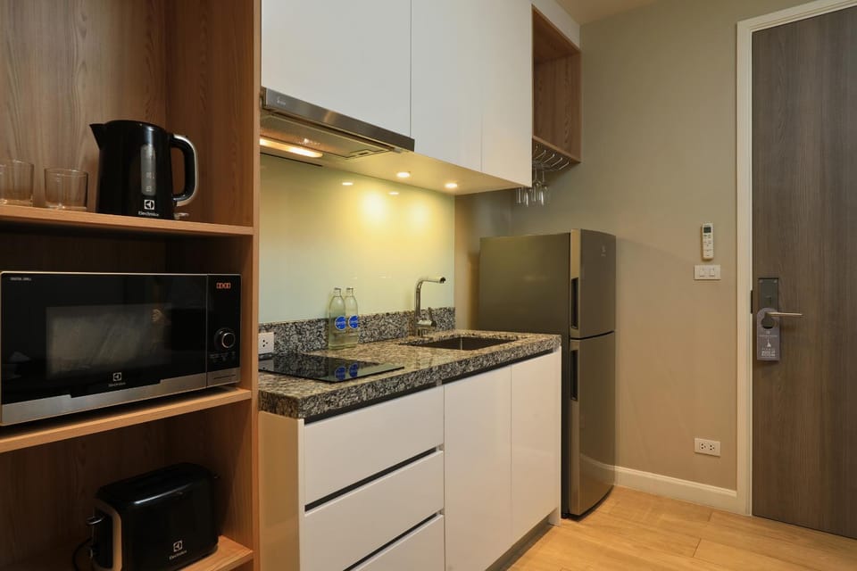 Kitchen or kitchenette, stove