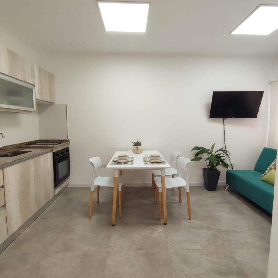 Kitchen or kitchenette, Living room
