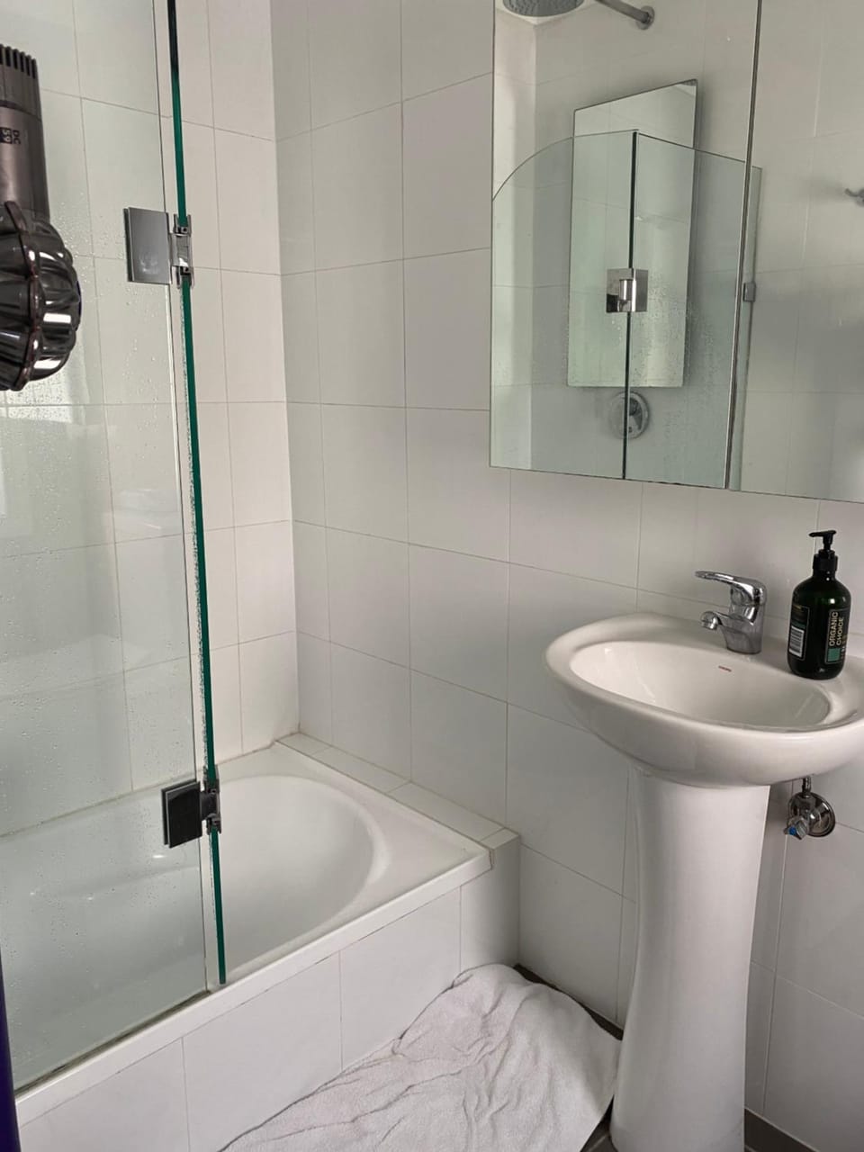 Shower, Toilet, Bath