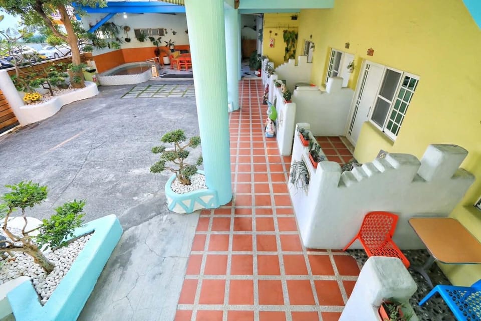 Fumigate Hotel Vacation rental in Hengchun Township