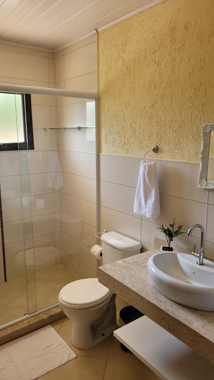 Shower, Bathroom, towels