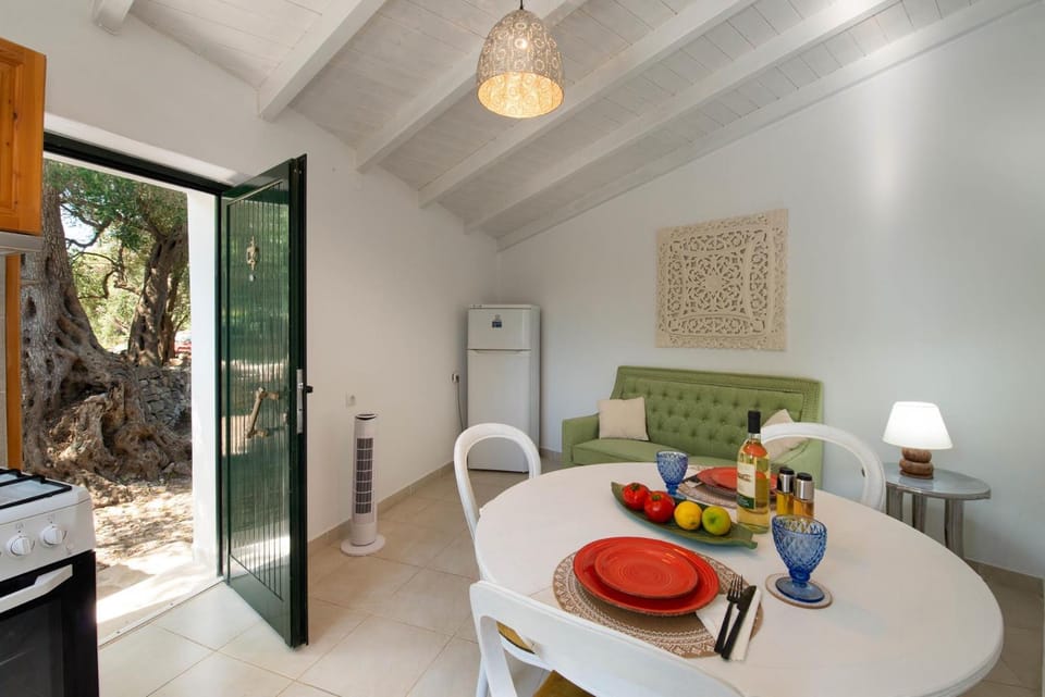 Aphrodite's hidden gem on Paxos island House in Peloponnese, Western Greece and the Ionian