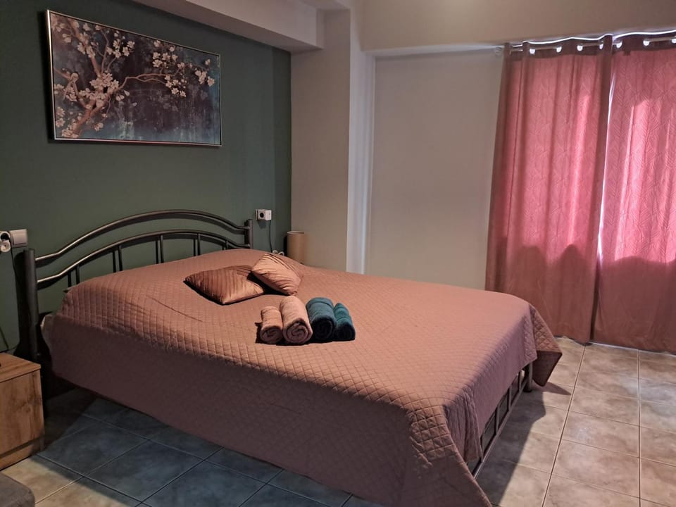 Happy Traveller Apartment in Volos