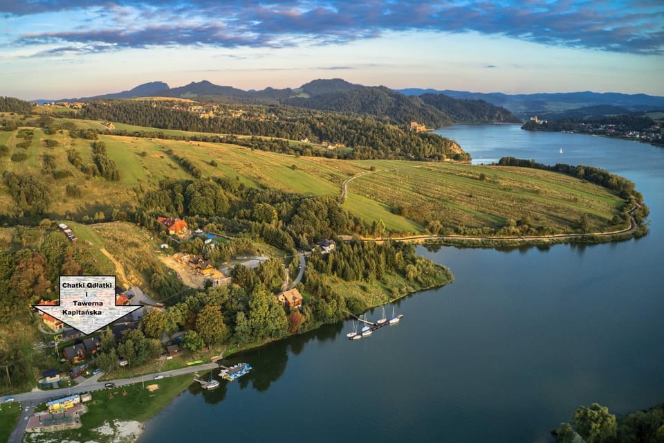 Nearby landmark, Day, Natural landscape, Bird's eye view, Other, Other, Other, Lake view, Mountain view, Location