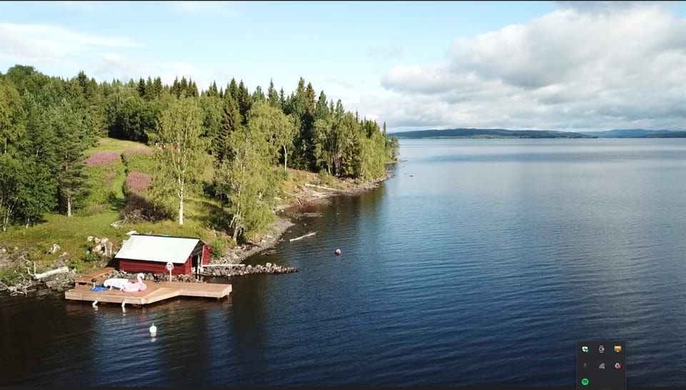 Nearby landmark, Lake view