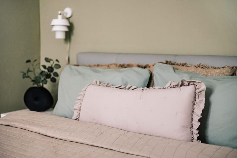 Bed, Decorative detail, Bedroom