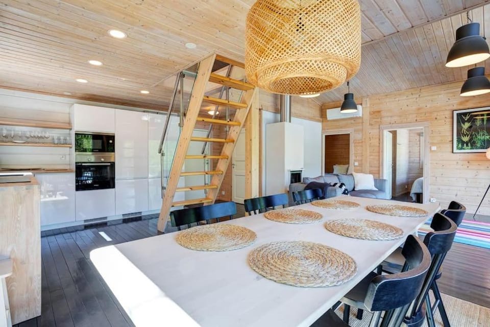 Koto House - Design-Beach-Pool Villa in Finland