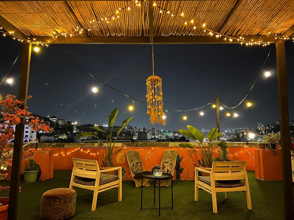 Property building, Balcony/Terrace, Other, Area and facilities