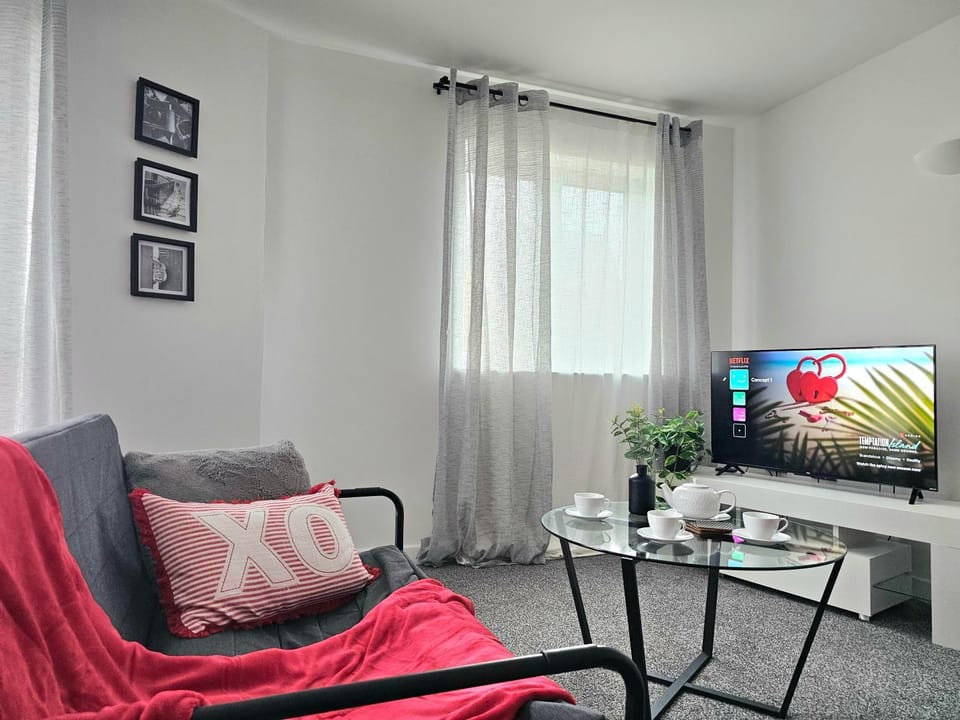 Spacious Two Bedroom Apartment with 2 En-suite Bathrooms Apartment in Northampton