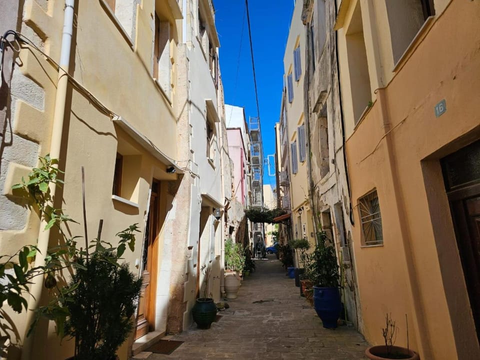 Traditional 3 Story Townhouse ,Batta Hanem House in Chania
