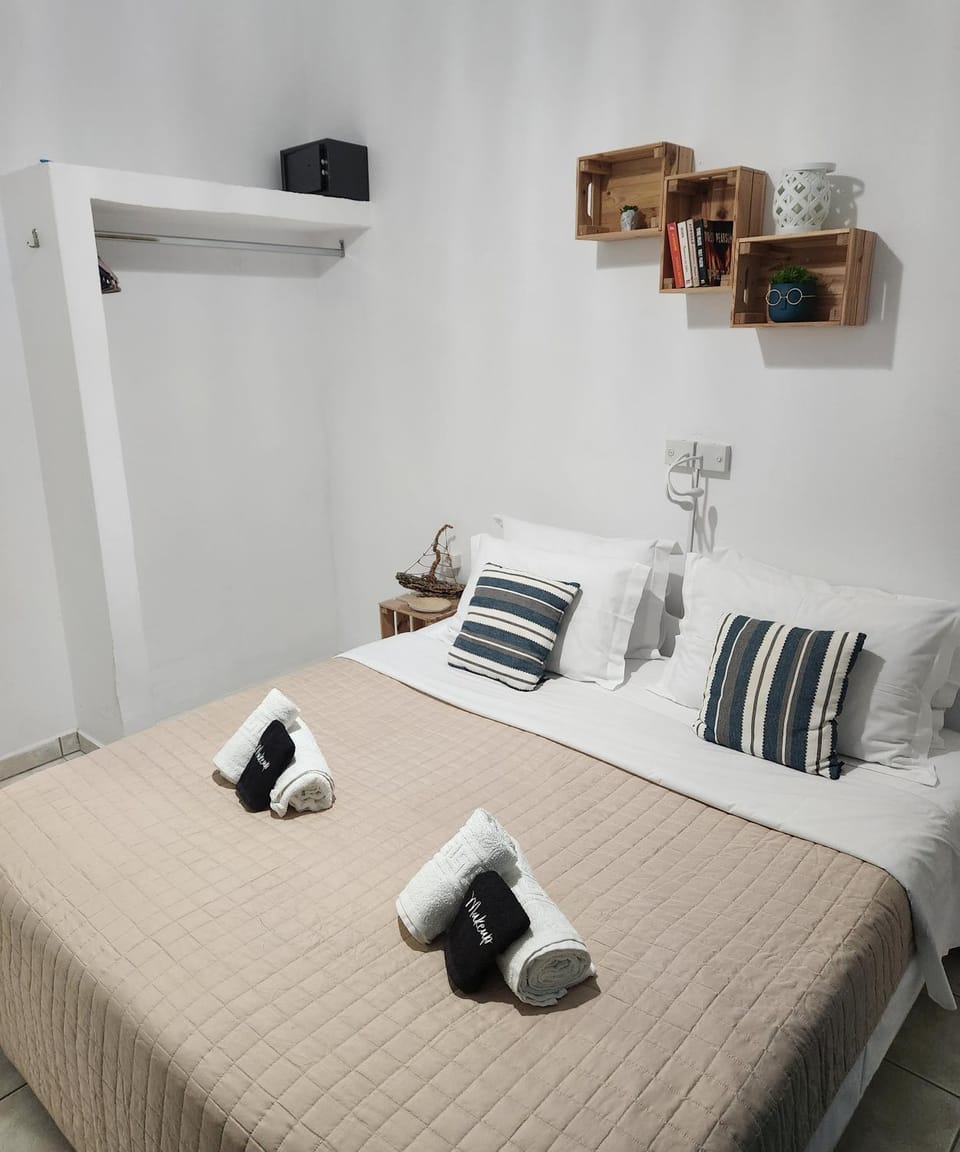 Kato Yialos Paros Hotel in Paros