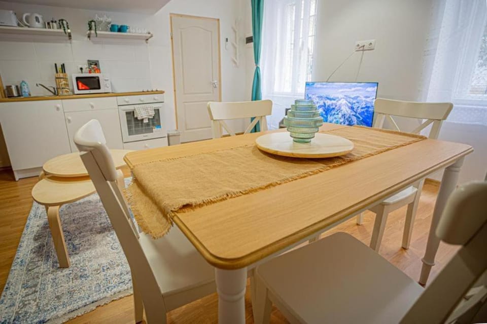 Boutique apartment in Akacfa street Apartment in Budapest