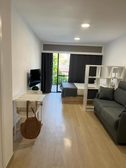 Entremares, estudio a 150 metros playa Apartment in Roquetas de Mar