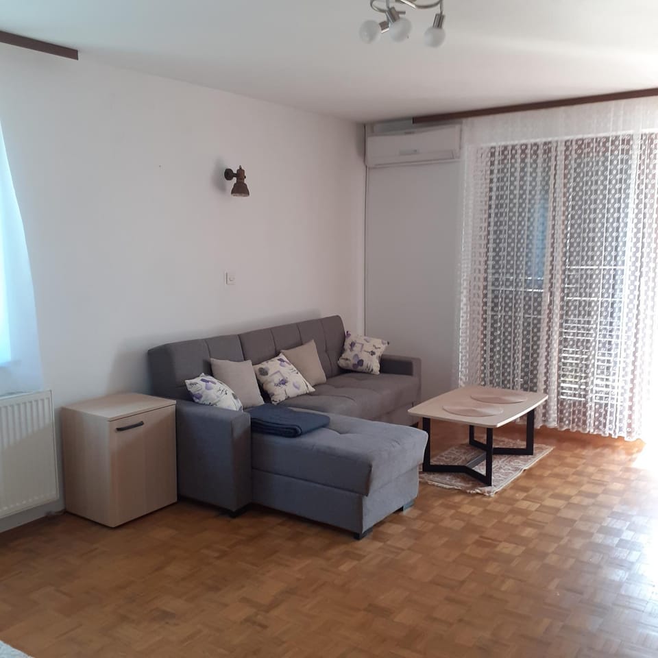 DUBY Apartment in Novigrad