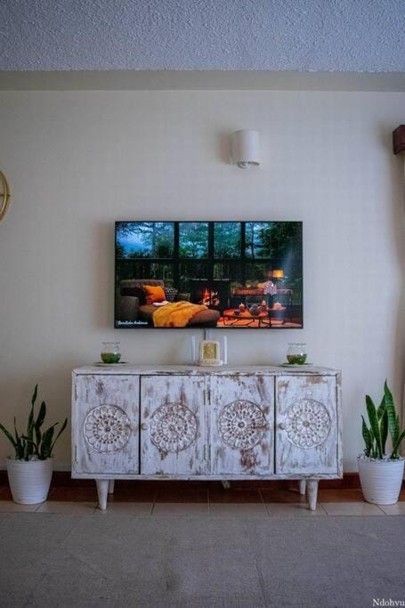 Warm & Cozy 2-Br Apartment. 10 mins from City Centre Apartment in Nairobi