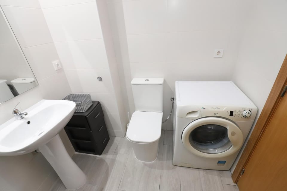 Bathroom, washing machine