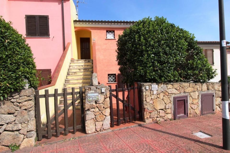 Trilocale Portovenere Baia II Apartment in Sardinia