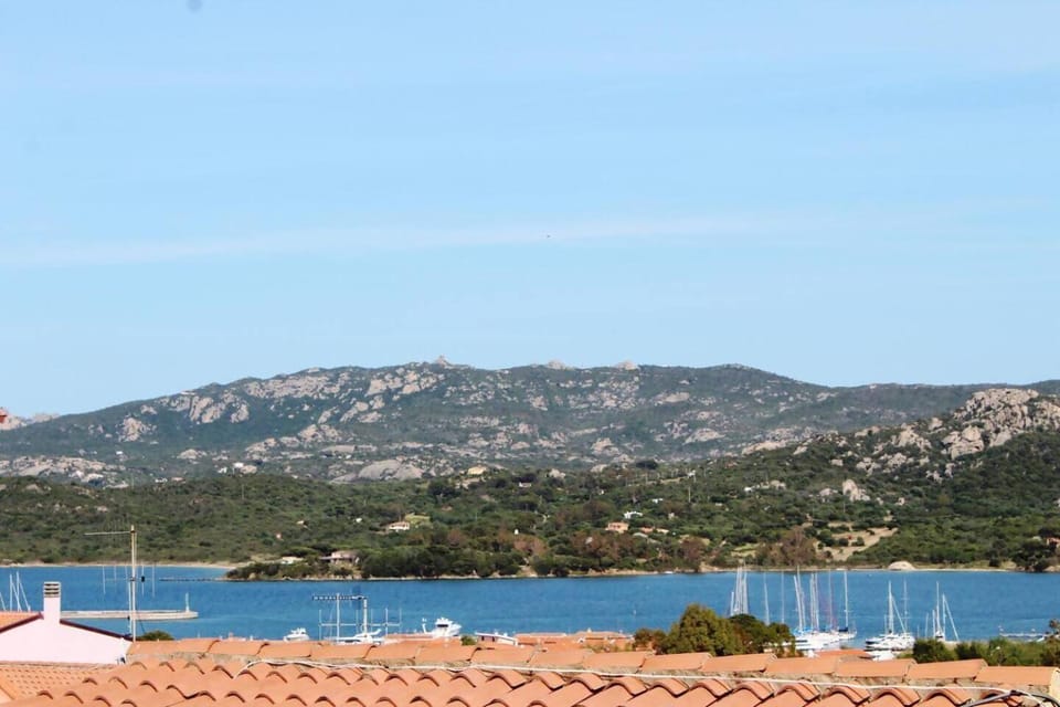 Trilocale Portovenere Baia II Apartment in Sardinia