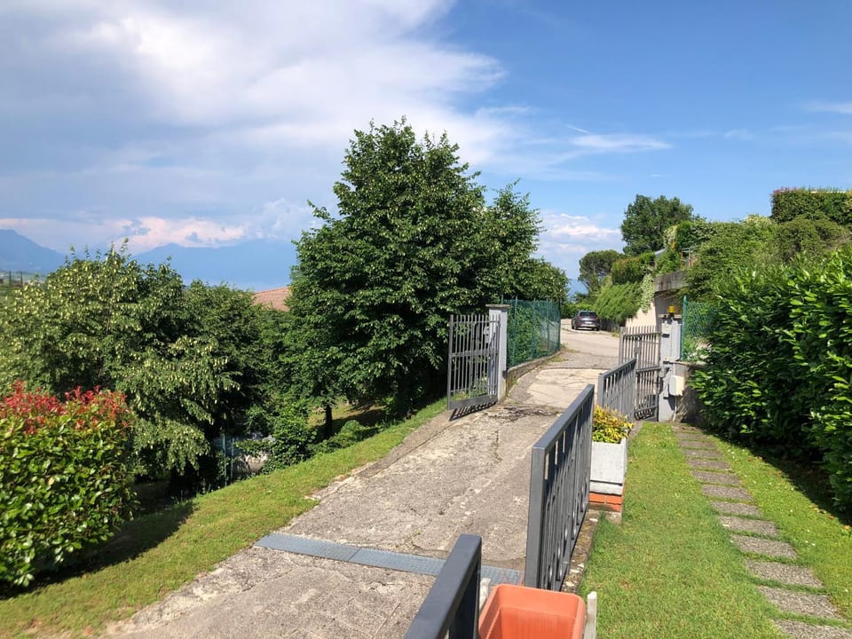 Apartment with lake view and garden House in Province of Brescia