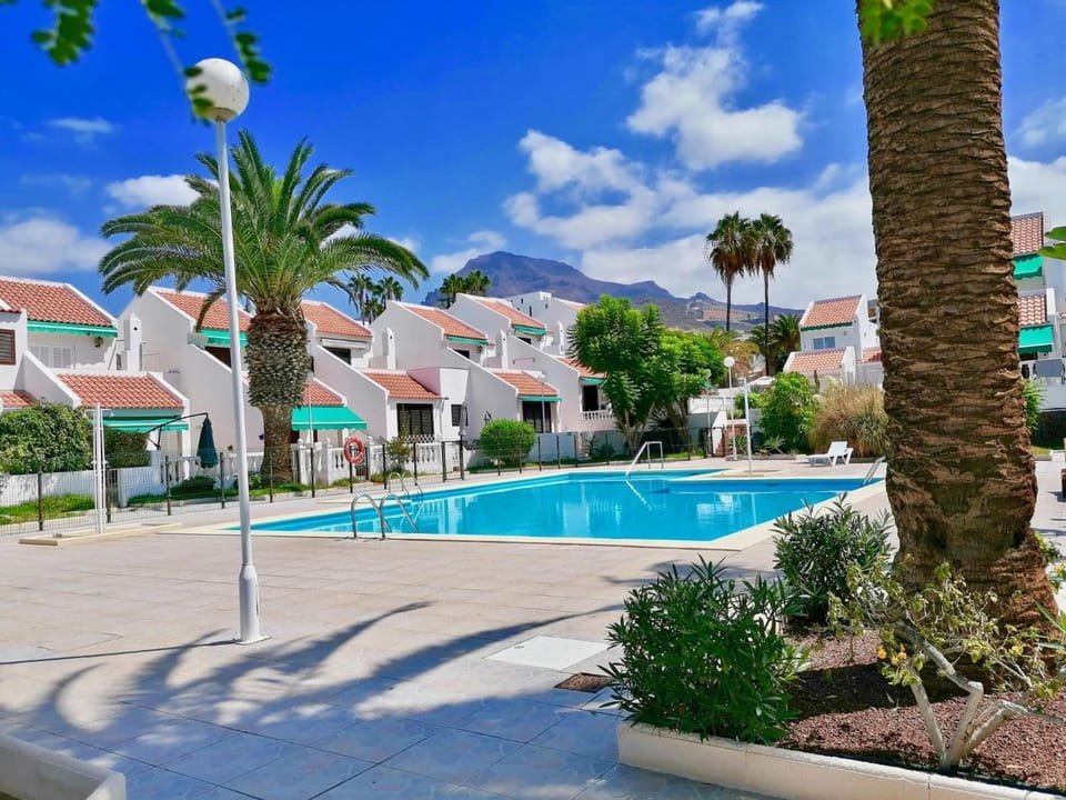 Pool view, Swimming pool, Swimming pool