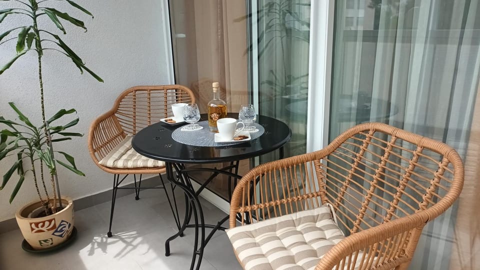 Patio, Seating area