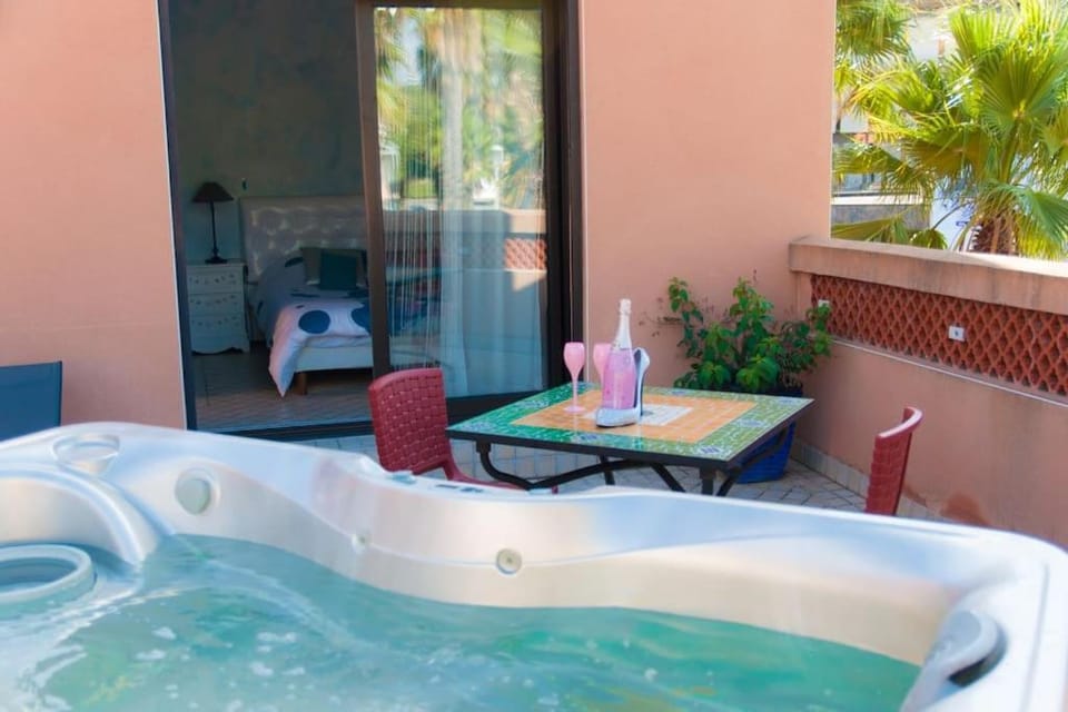 Hot Tub