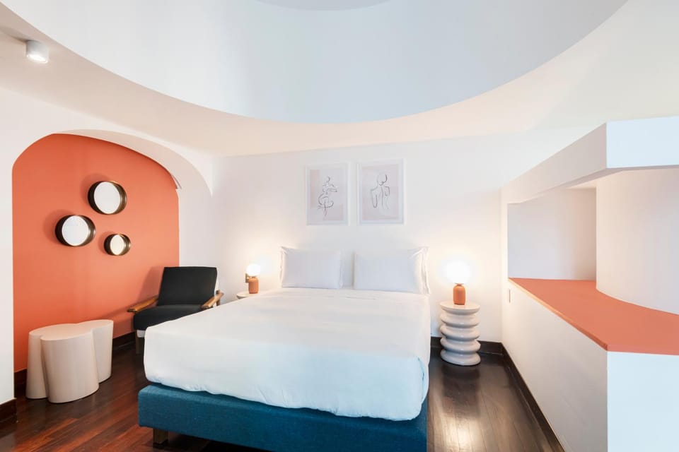 Borgonuovo Apartment in Milan