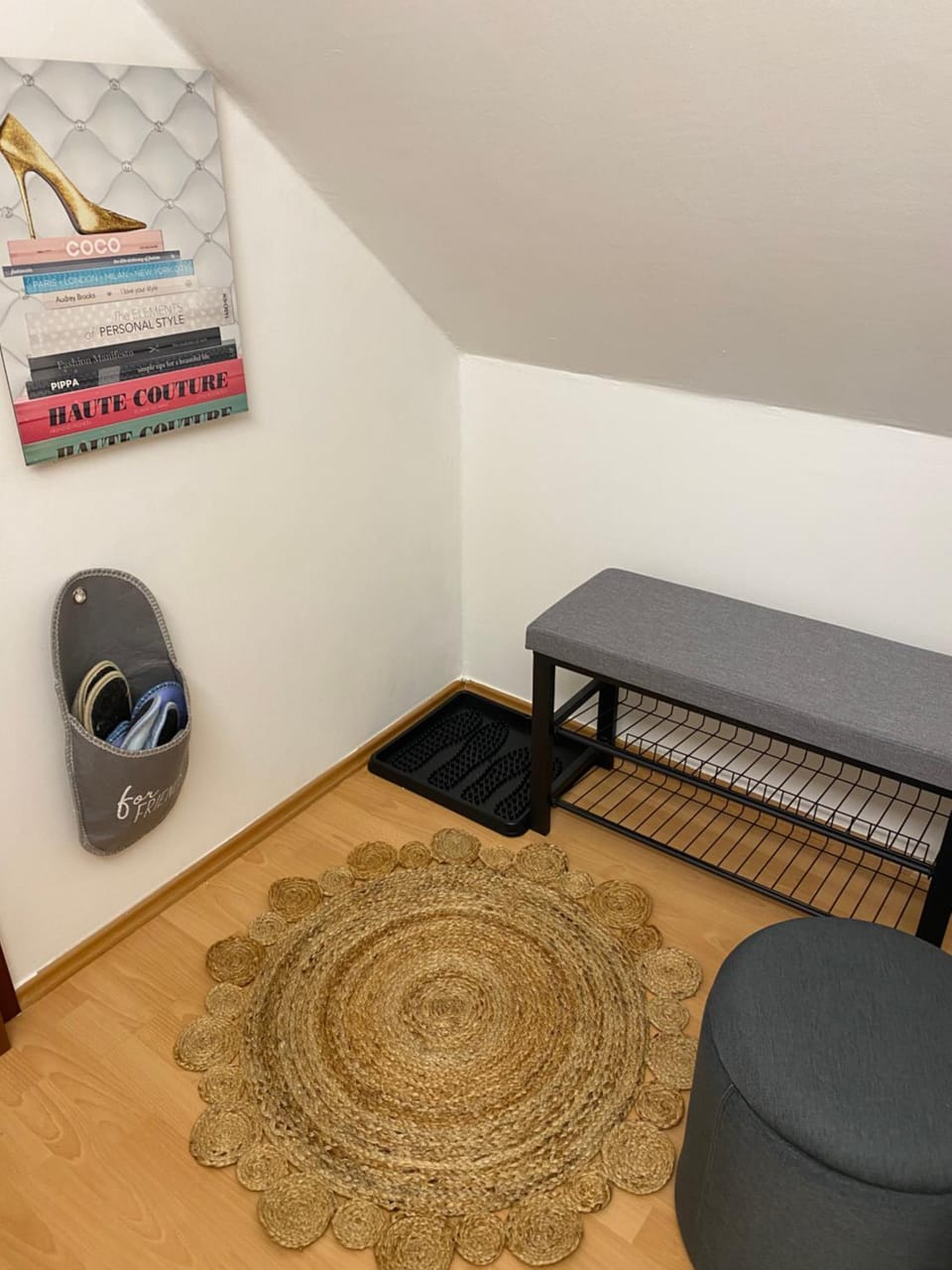 Photo of the whole room