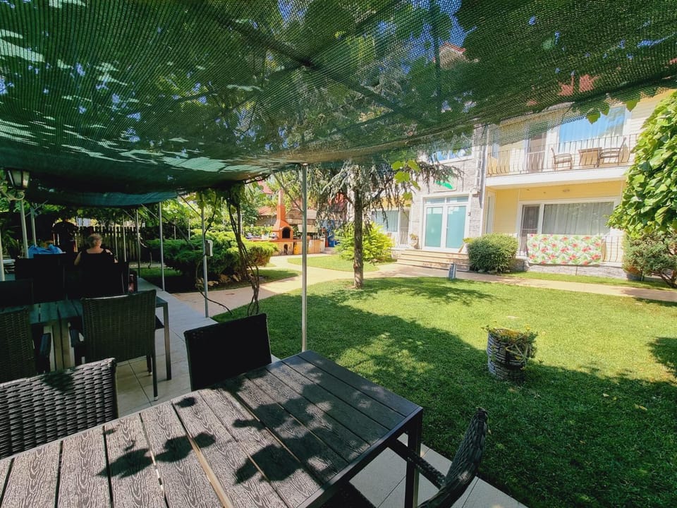 Inner courtyard view