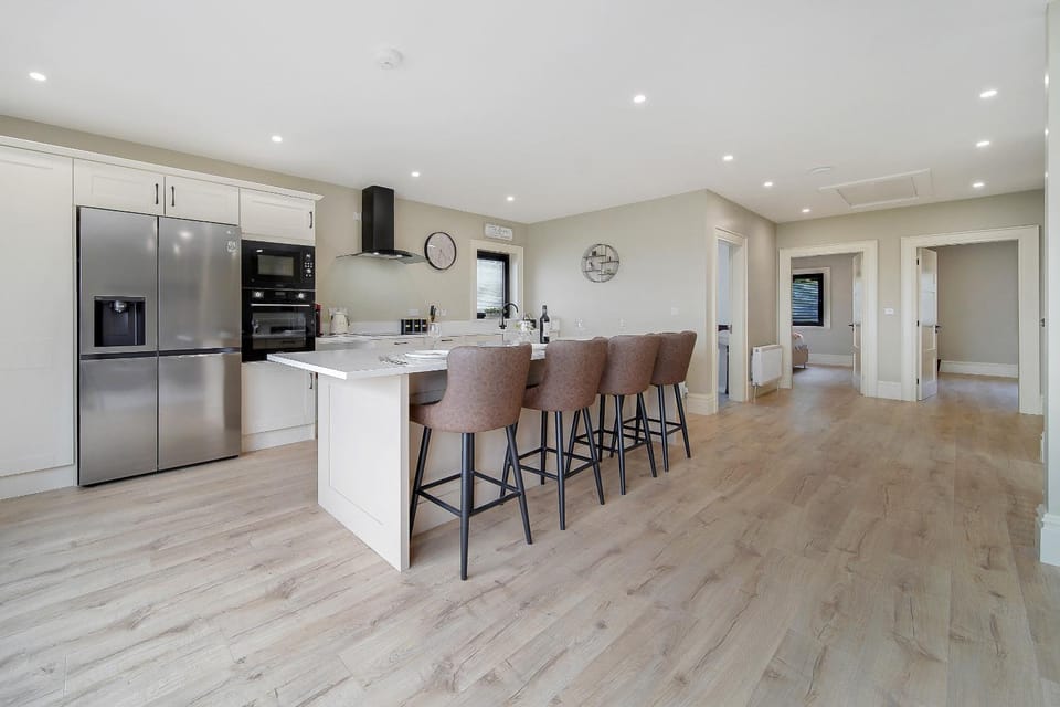 Seaview Lodge Apartment 'Sleeping 4 Guests' Apartment in County Donegal