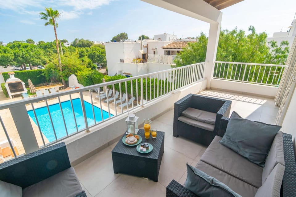 Balcony/Terrace, Pool view