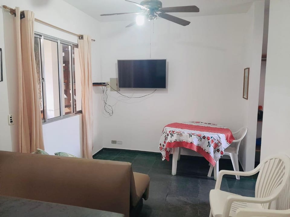 Communal lounge/ TV room, Dining area, fireplace
