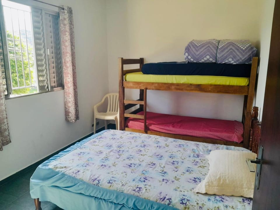 Bed, Photo of the whole room, Bedroom, bunk bed