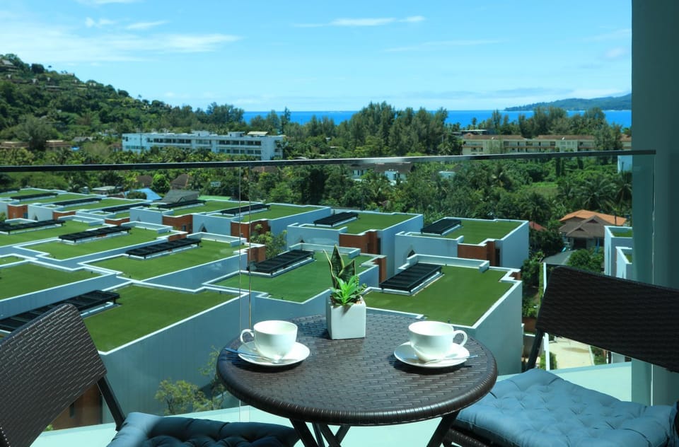 Day, Natural landscape, Balcony/Terrace, Mountain view, Sea view, Sea view