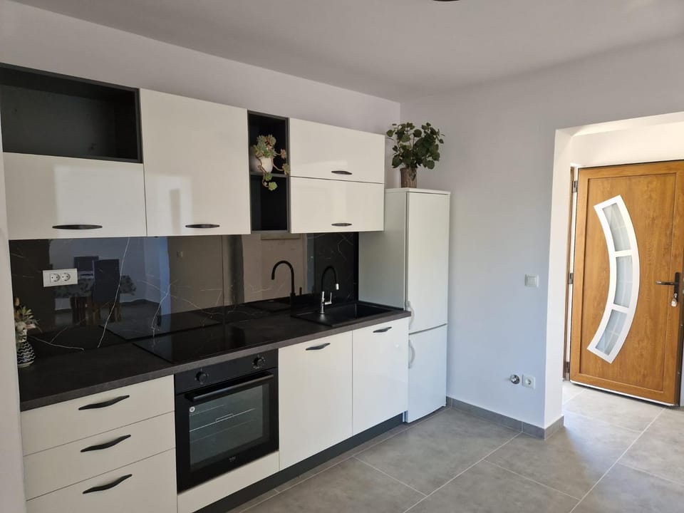 Mia Podgora Apartment in Split-Dalmatia County