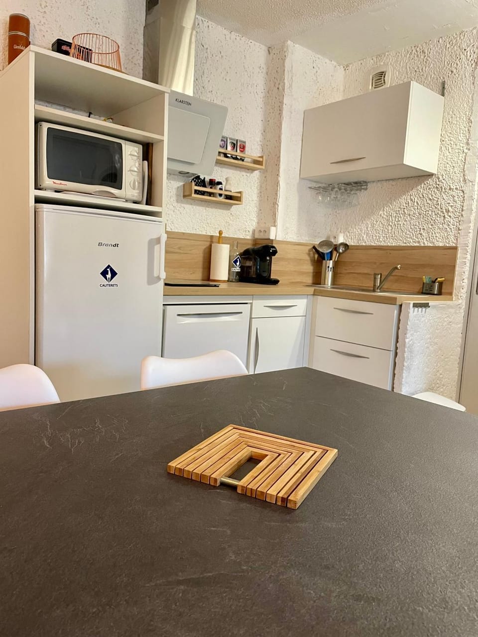 dishwasher, minibar, stove, toaster