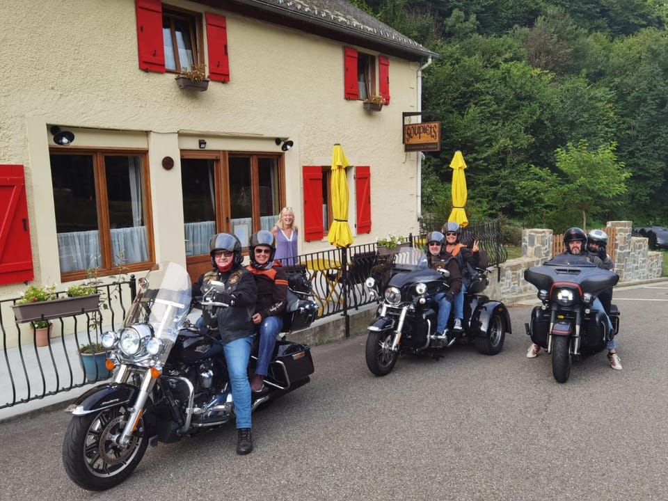 People, Cycling, group of guests