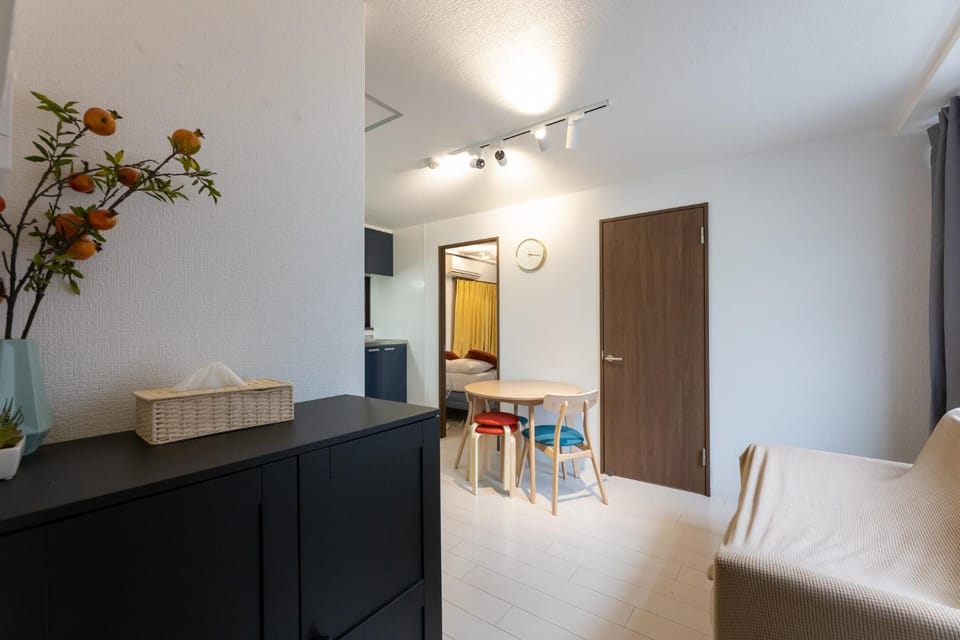 米山4 心斎橋エリアど真ん中 3dkのお部屋 ビルの4階になります EVはありません Apartment in Osaka
