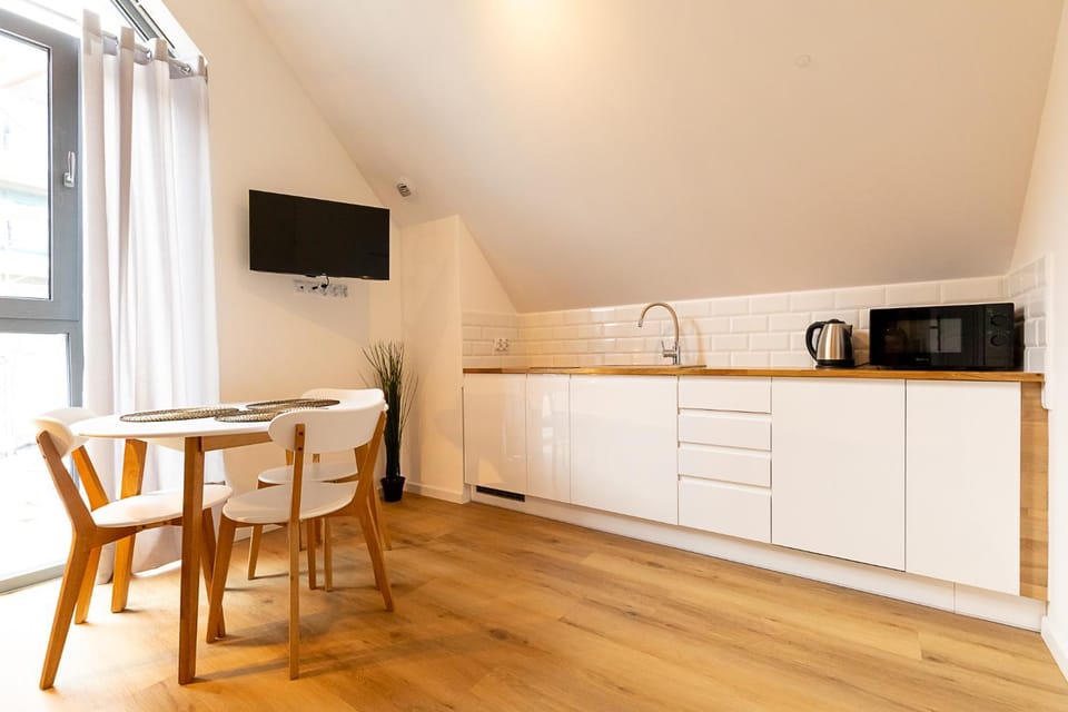 TV and multimedia, Kitchen or kitchenette