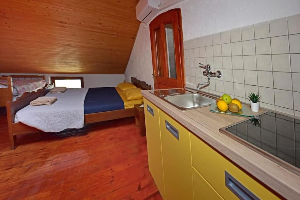 Only 250m from the sea Apartment in Istria County