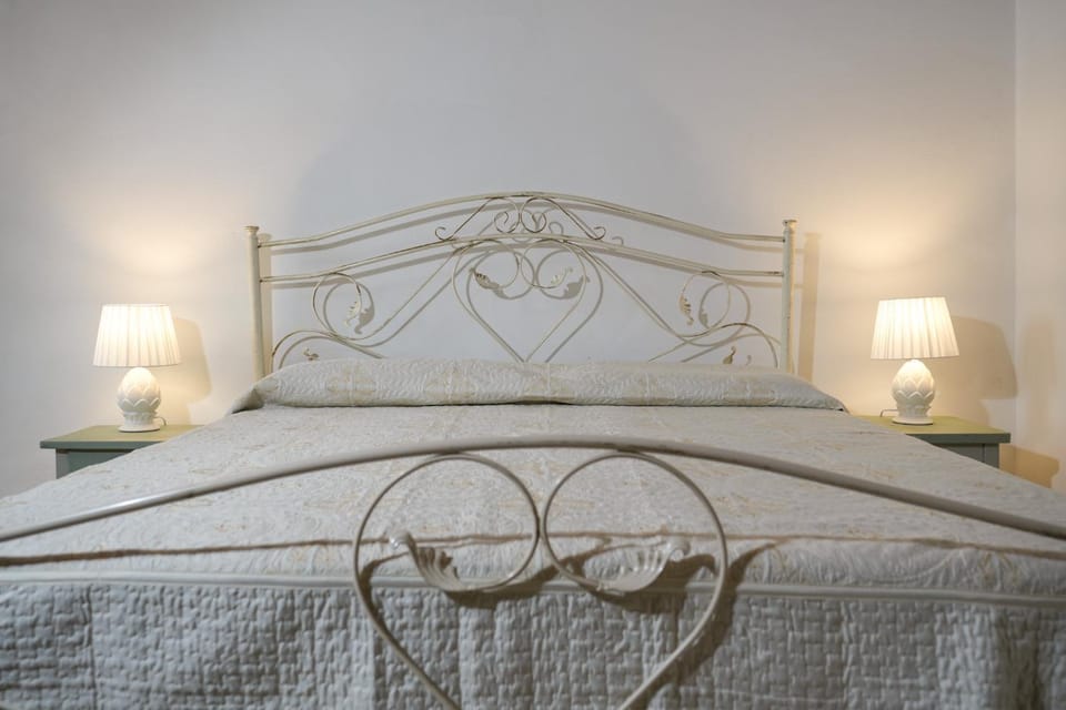 Palazzo Salvatori Bed and Breakfast in Apulia