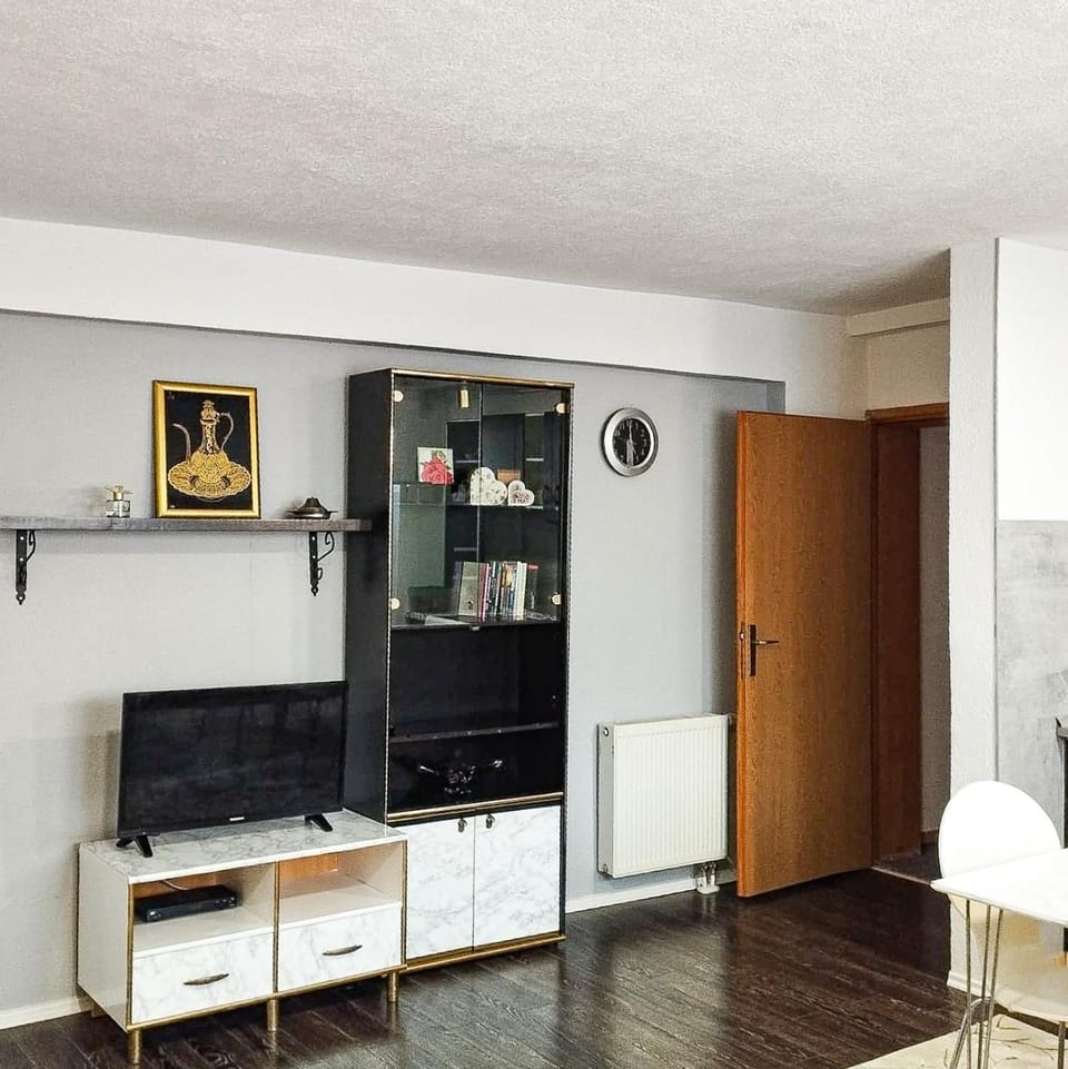 Communal lounge/ TV room, TV and multimedia