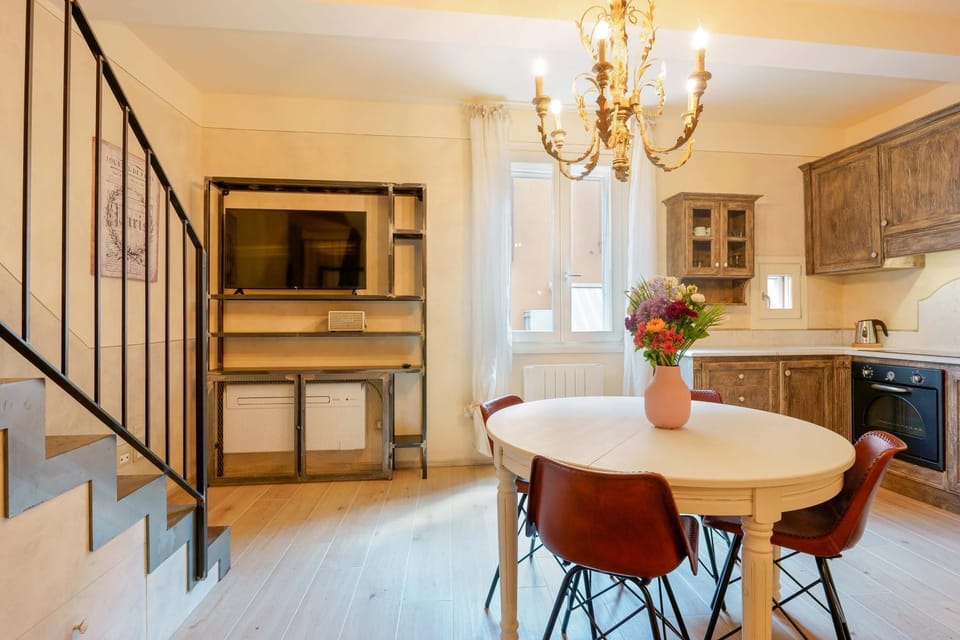 TV and multimedia, Kitchen or kitchenette, Living room, Seating area, Dining area, dishwasher, pet friendly