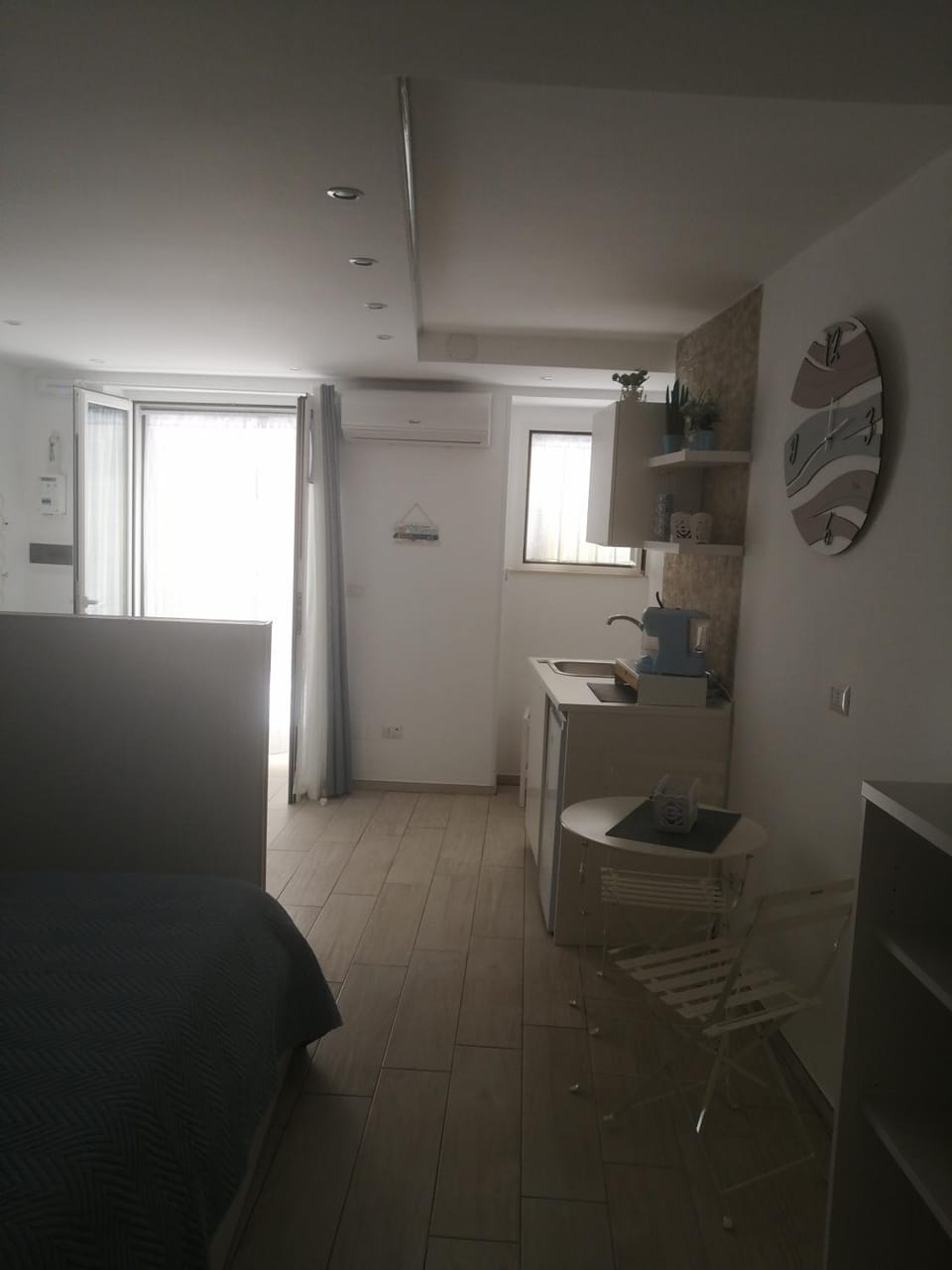 oven, Internal: Not applicable to any particular room