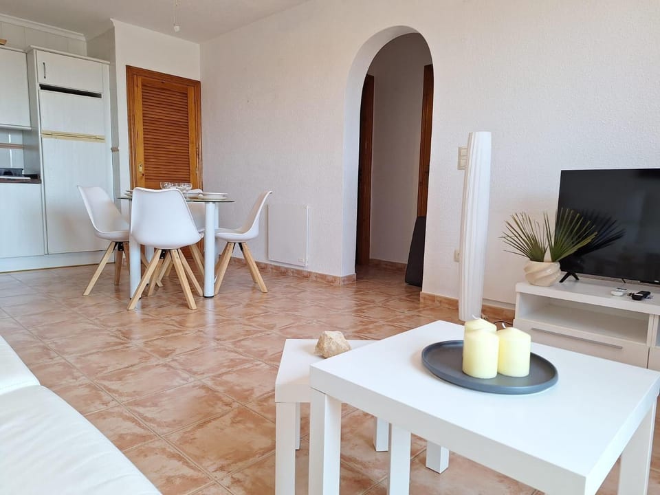 TV and multimedia, Kitchen or kitchenette, Living room, Dining area