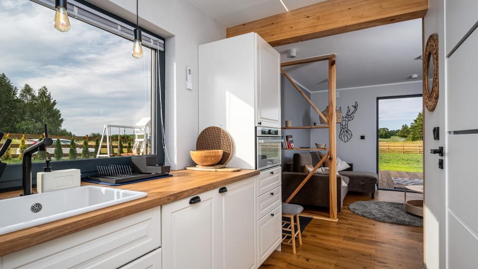 Kitchen or kitchenette, Living room