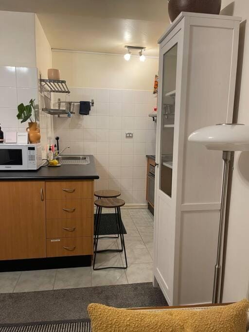 Kitchen or kitchenette, Dining area, pet friendly