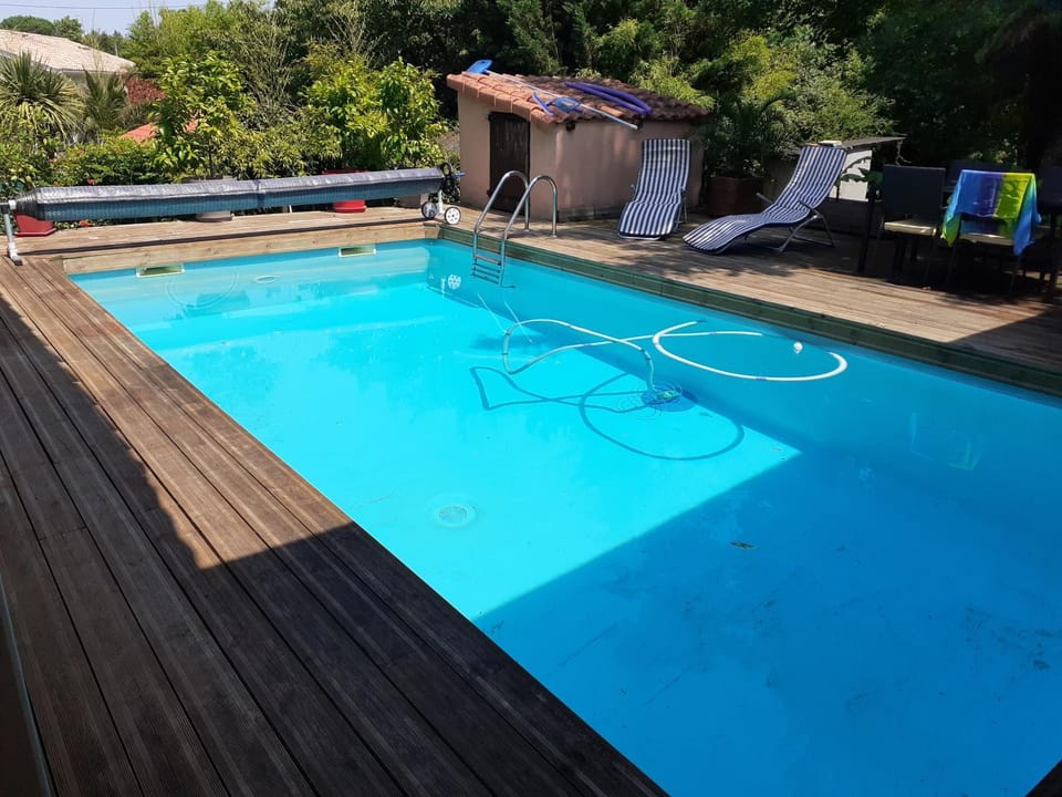 Pool view, Swimming pool