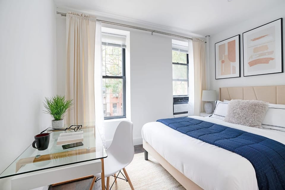 444-4F Newly renovated 1BR in Midtown West Apartment in Midtown