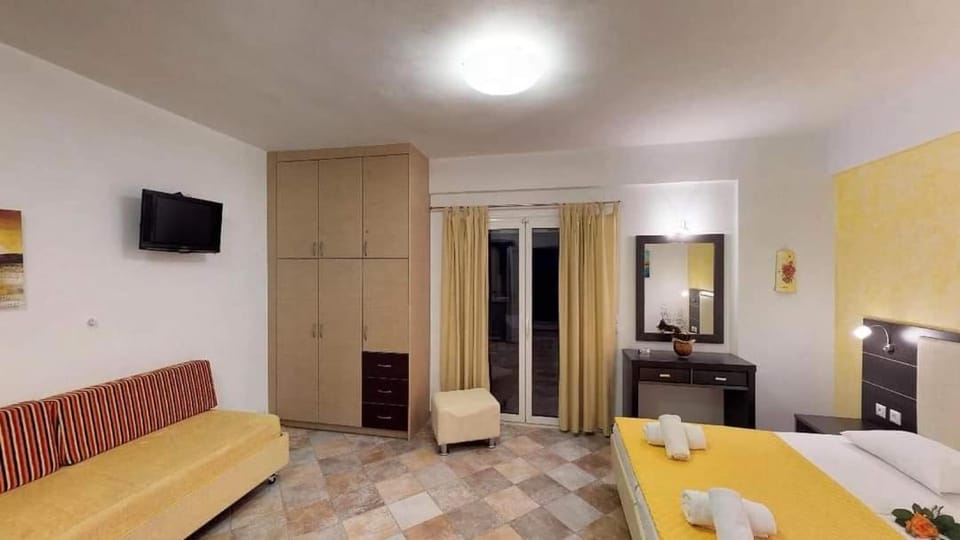 Dafni studios nο3 Apartment hotel in Peloponnese, Western Greece and the Ionian